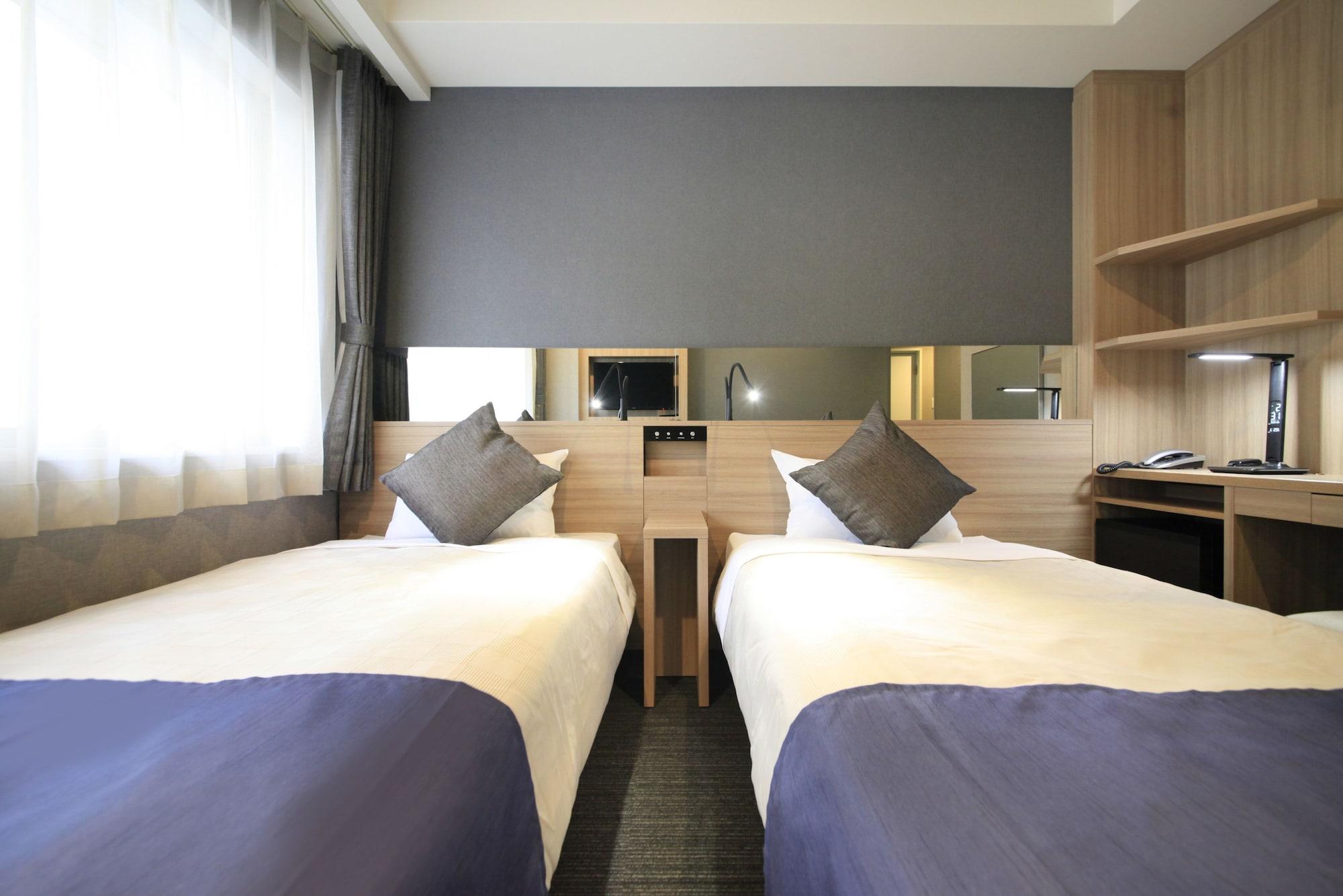 Quintessa Hotel Osaka Shinsaibashi Comic & Books Extérieur photo